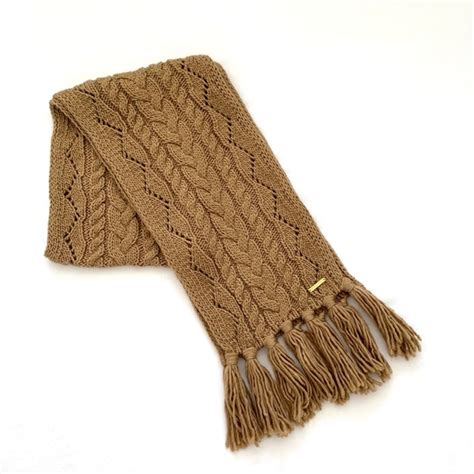 NWT. Michael Kors Pointelle Cable Knit Scarf 